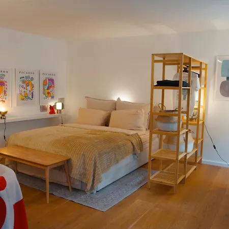 Apartmán 27 *